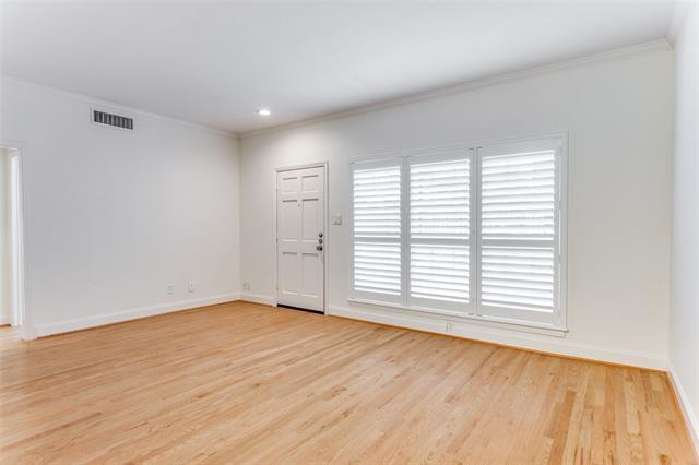 Photo - 4405 Bellaire Dr S Unit 119