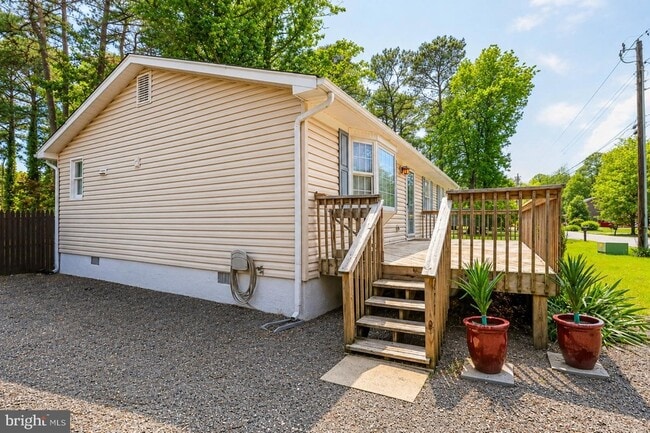 Photo - 427 Dogwood Dr