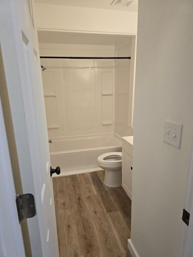 Photo - 4149 W Burbank St Unit B