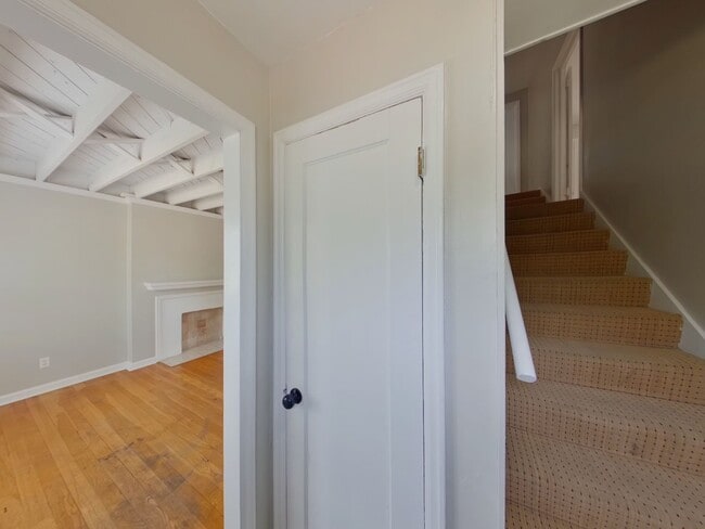 Photo - 449 Harding St