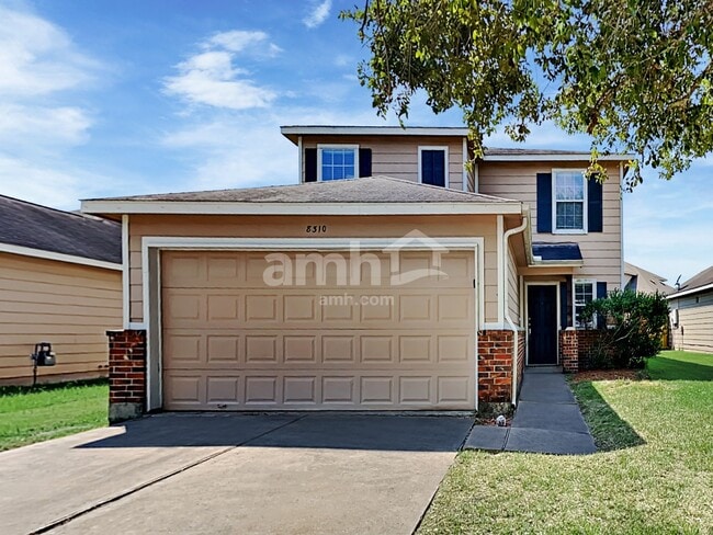 Photo - 8310 Wainwright Way