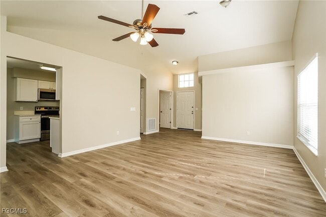 Photo - 9131 Buttercup Ct