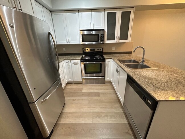 Photo - 211-13958 108 Avenue Unité 211