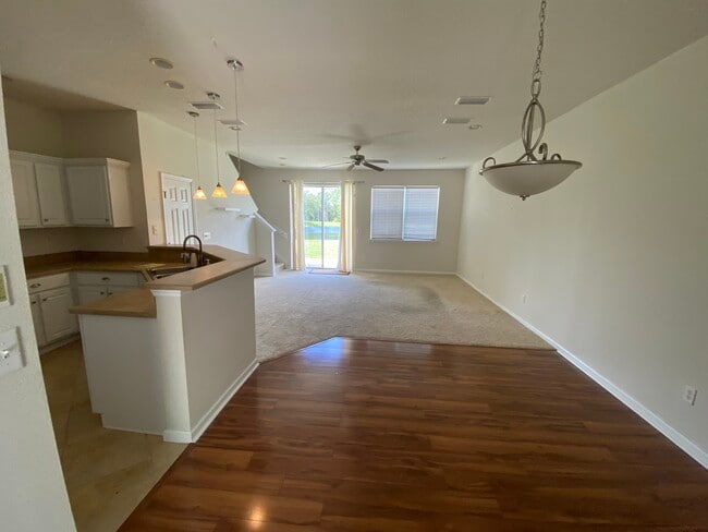 Photo - 612 Mount Olympus Blvd