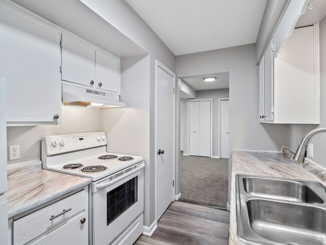 Photo - Grant Street Apartments