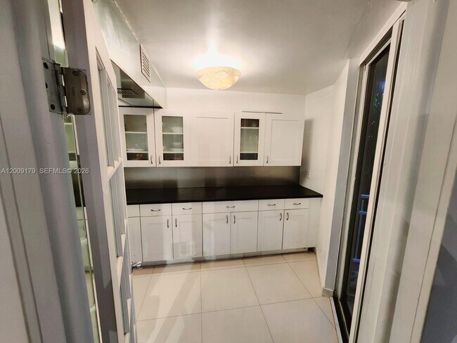 Photo - 1000 Quayside Terrace Unit 408