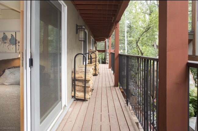 Photo - 901 E Hyman Ave Unidad 970-618-5271