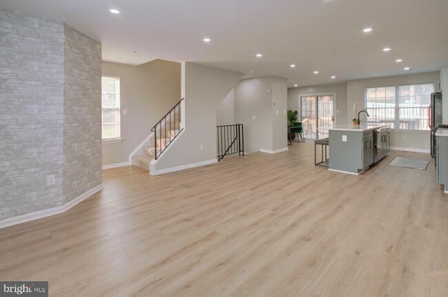Photo - 2813 31st Ave
