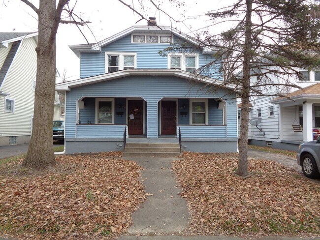 Photo - Knecht 337-339 Unit Knecht 339