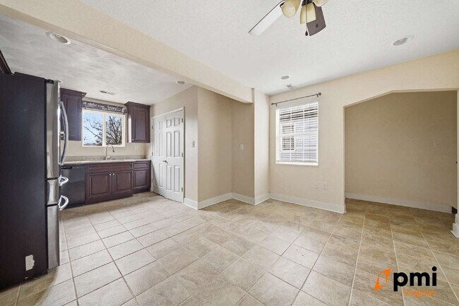 Photo - 4 BEDROOM 2 BATH RENOVATED HOME IN NORFOLK, PETS ACCEPTED