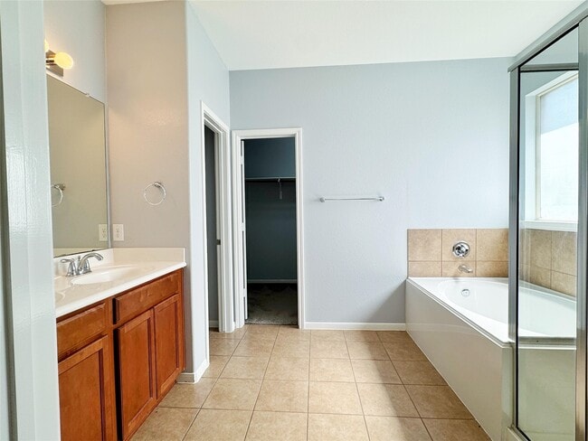 Photo - 1050 Forest Haven Ct