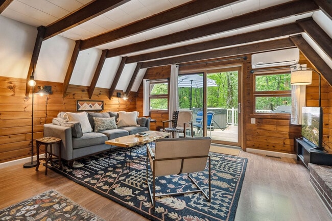 Building Photo - 51 Lake Pines Cir Unit ID1333672P