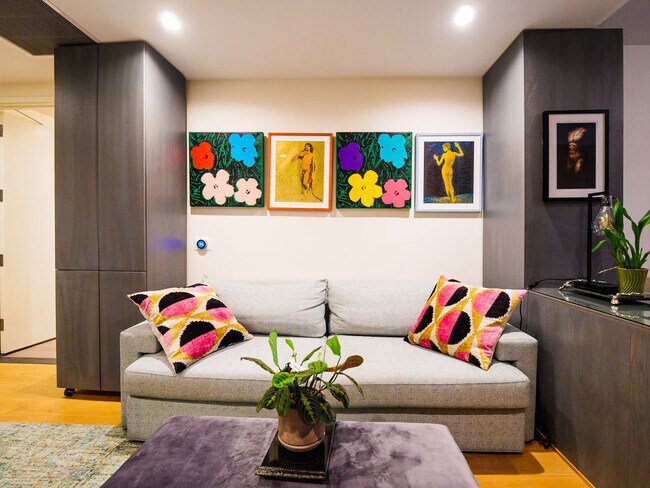 Photo - 877 Francisco St Unidad 1115