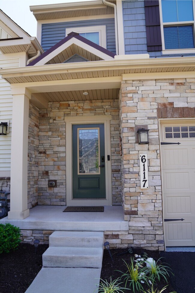 Photo - 6117 Dock St