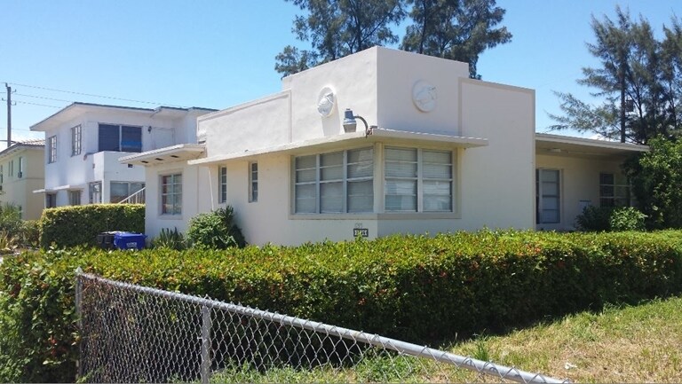 Foto principal - 1735 Normandy Dr