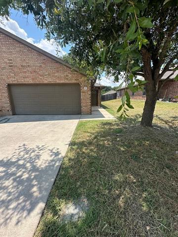 Photo - 946 Sylvia St