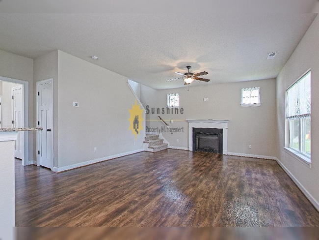 Photo - !!WOW!! Single Family detached home for rent