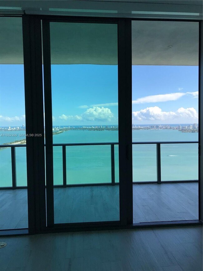 Photo - 480 NE 31st St Unit 3905