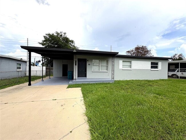 Photo - 821 S Solandra Dr