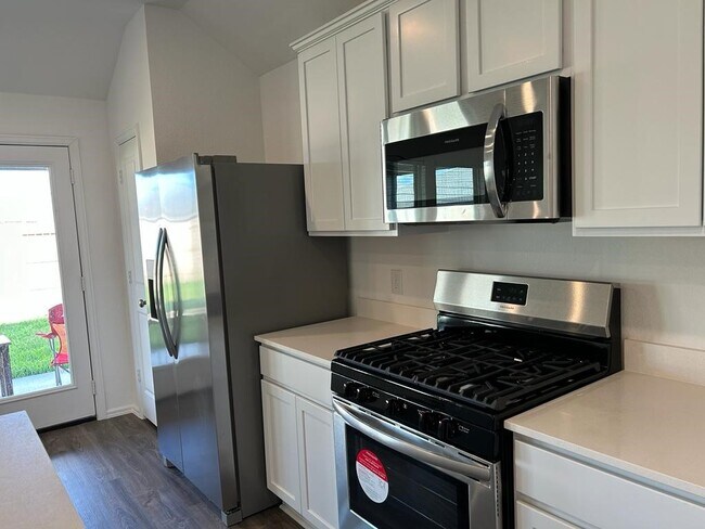 Photo - 7410 Hillside Arbor