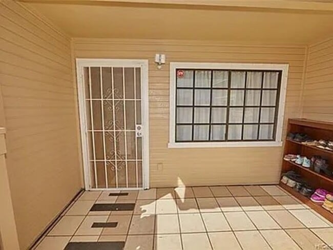 Photo - 2-Bedroom 1 Full Bath Ground-Floor Townhouse w/ 2 Assigned Parking in Pae Ko Gardens