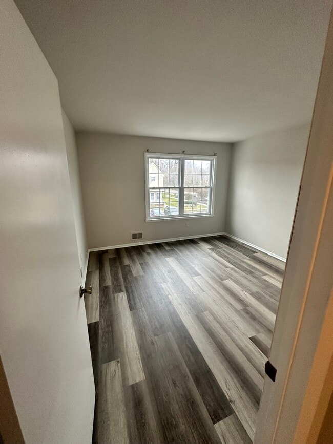 Photo - 504 Woodchip Rd