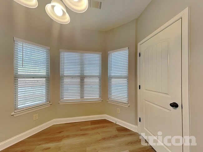 Photo - 1570 Campbell Ridge Ln