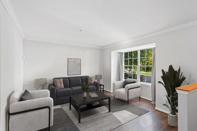 Photo - 207 Langdon Farm Cir