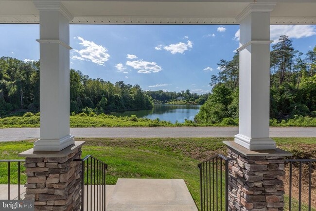 Photo - 15 Grove Ln