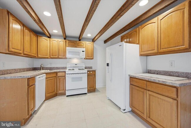 Photo - 304 King of Prussia Rd Unidad 3