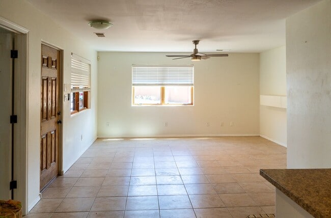 Photo - Tierra de Zia 3 bedroom, 2 bath Condo in newer section