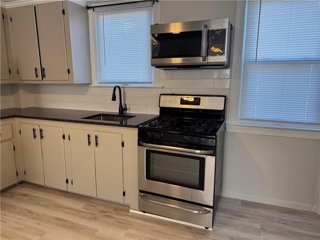 Photo - 33 St Elizabeth St Unit 2