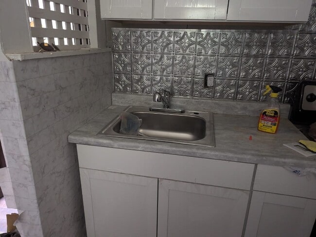 Photo - 910 Martin Luther King Jr Blvd