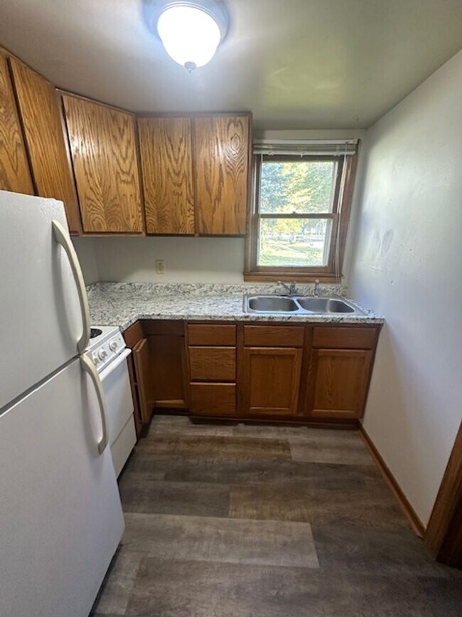 Photo - 1 Bed, 1 Bath Apartment - Staples Unit 2