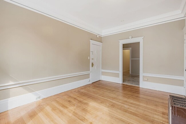 Photo - 652-656 Clayton Street Unit 656A