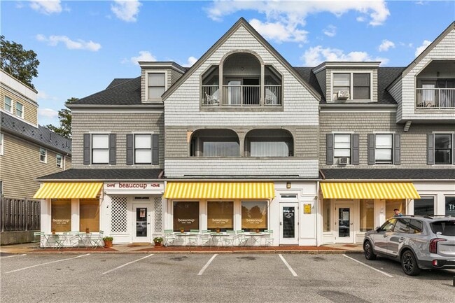 Building Photo - 580 Thames St Unit A1 Rental
