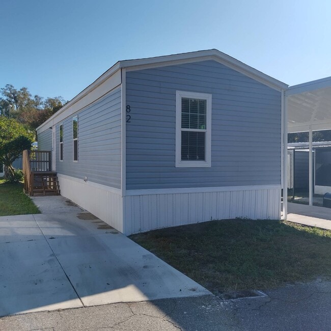 Photo - 1800 E Graves Ave