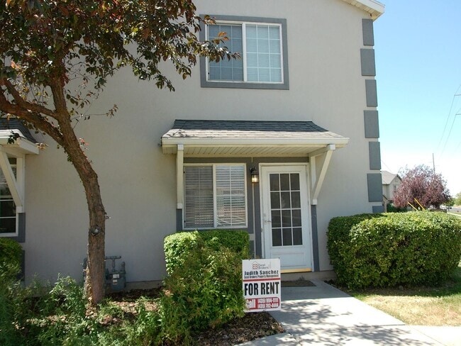 Building Photo - 29 Somerset Pl Rental