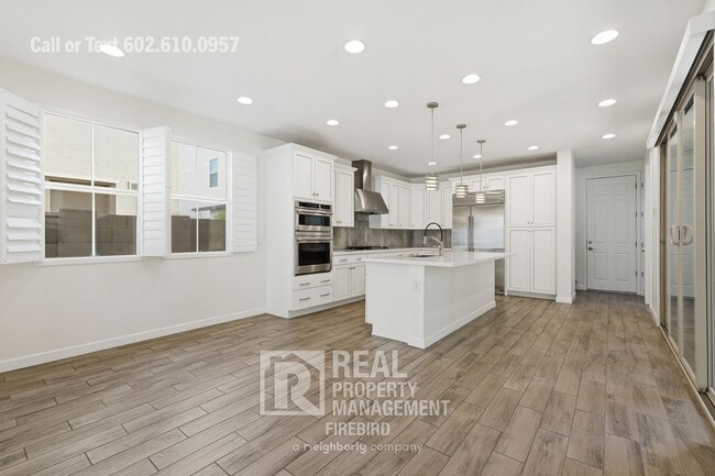 Photo - 2342 W Gloria Ln