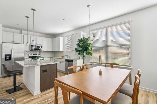 Photo - 1453 Proust Ln