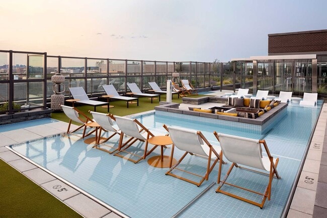Building Photo - Parc Riverside Rental