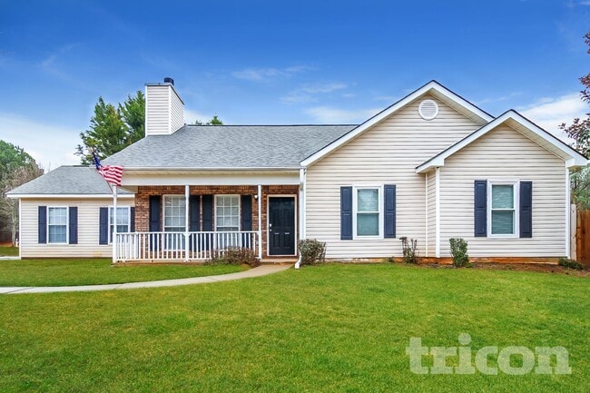 Building Photo - 616 Magnolia Dr