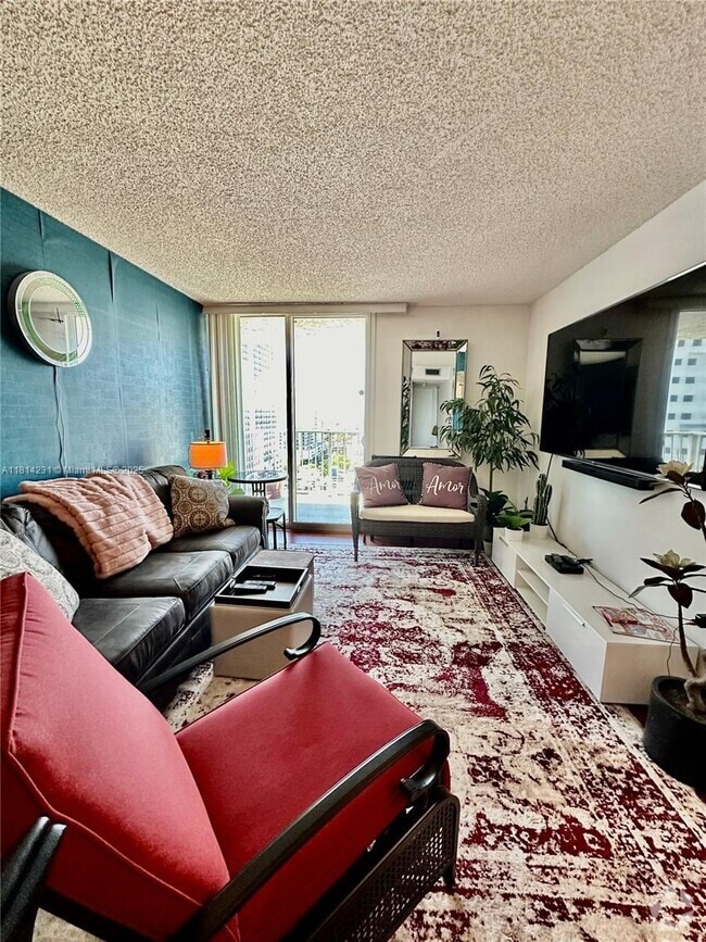 Building Photo - 850 N Miami Ave Unit W-1807 Rental