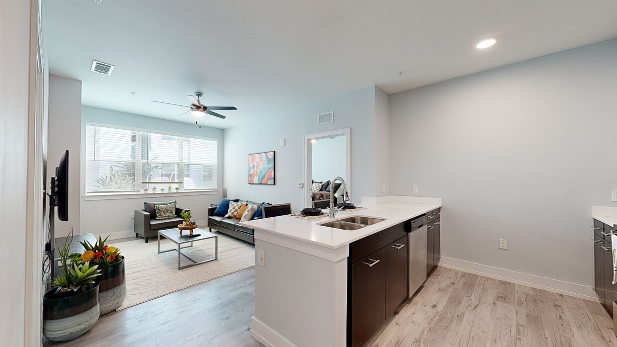 Photo - Park Place at Tampa Apartments