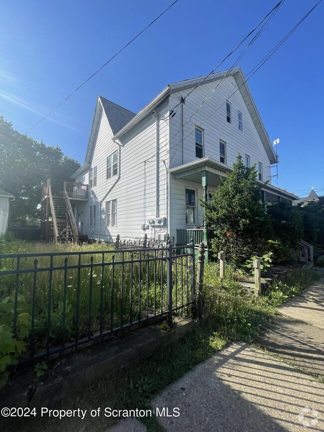 Building Photo - 124 S Lincoln Ave Rental