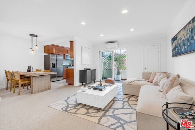 Photo - 937 5th St Condo Unit 9