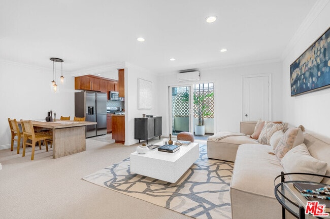 Building Photo - 937 5th St Unit 9 Rental