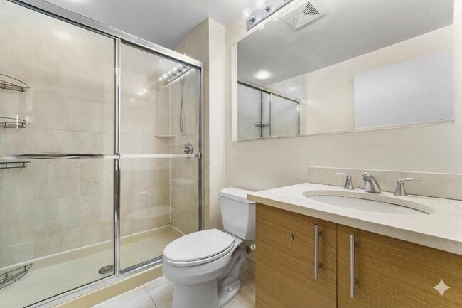 Photo - 102 Christopher Columbus Dr Unit 407