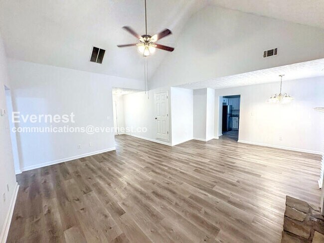 Photo - 229 Pebble Creek Dr