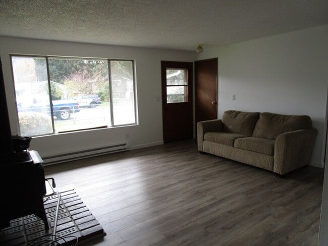 Photo - 1114 Fidalgo St